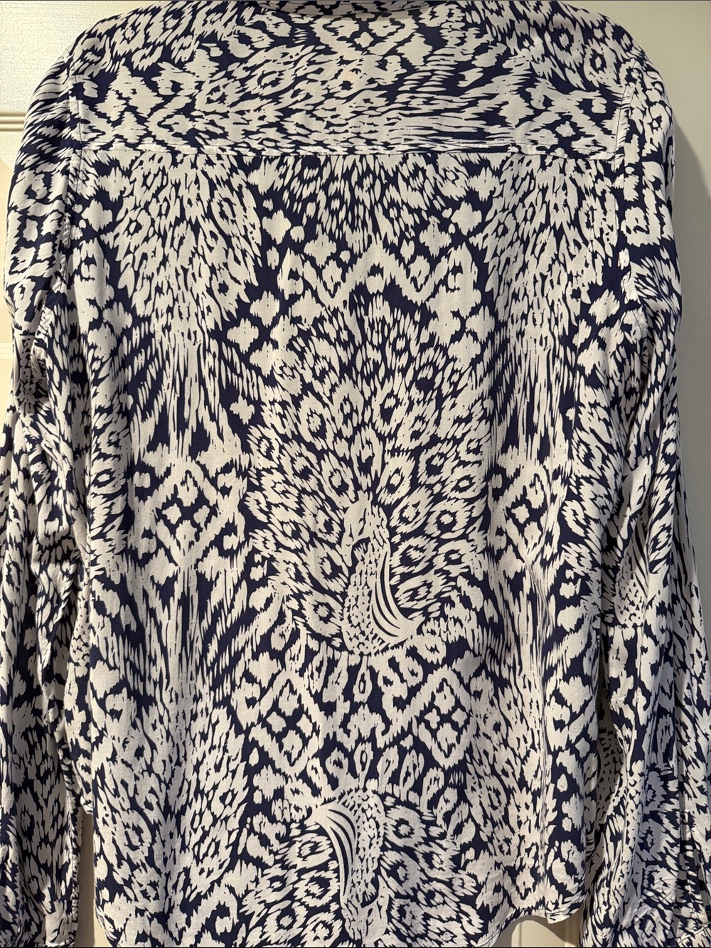 Lilly Pulitzer Navy & White Ikat Print Button-Down Shirt Casual Office Preppy L - Picture 7 of 12